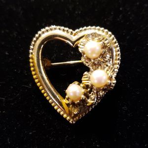 Vintage Unsigned Faux Pearl Heart Shaped Pin, Gold Colored Brooch